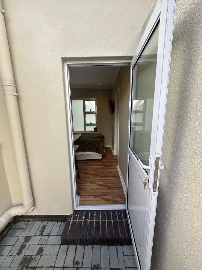 Daire Camellia Cottage - Courtyard Room Cape Town Güney Afrika